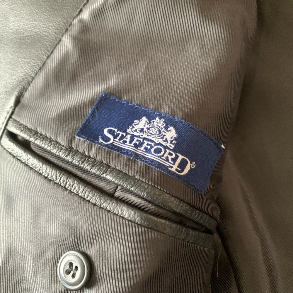 Vintage Men’s London Fog Maincoats - Picture 6 of 11